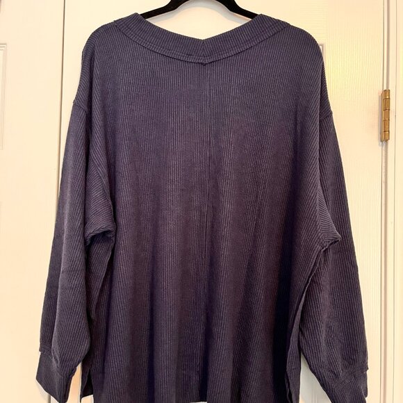 Chic Soul Navy V Neck Pullover - Picture 2 of 3